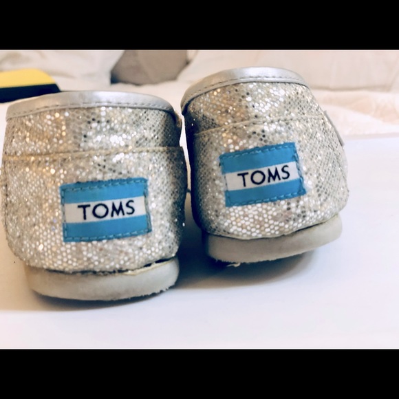 Toms Silver Glitter Flats - Size 6 - Picture 5 of 10